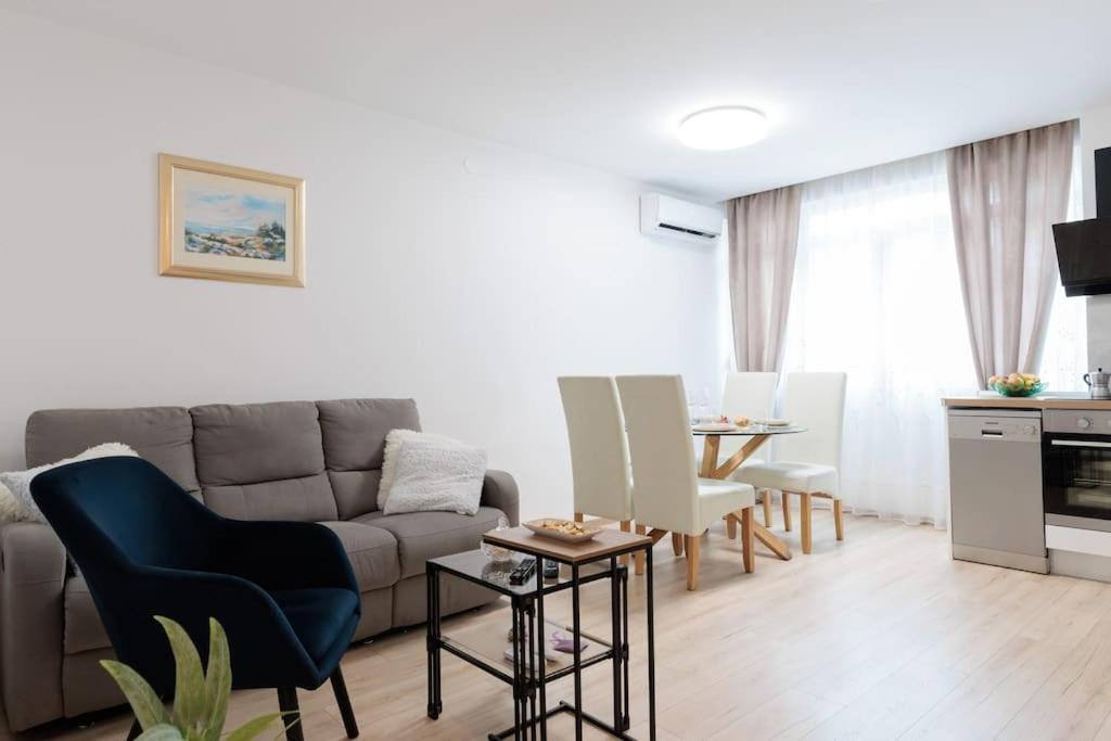 Apartment Dominicus Zadar Eksteriør bilde
